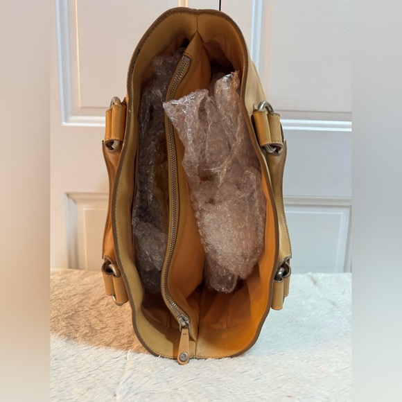 CELINE Boogie Bag Vintage Leather Handbag in Camel Tan - Made in Italy - EUC - Picture 4 of 16